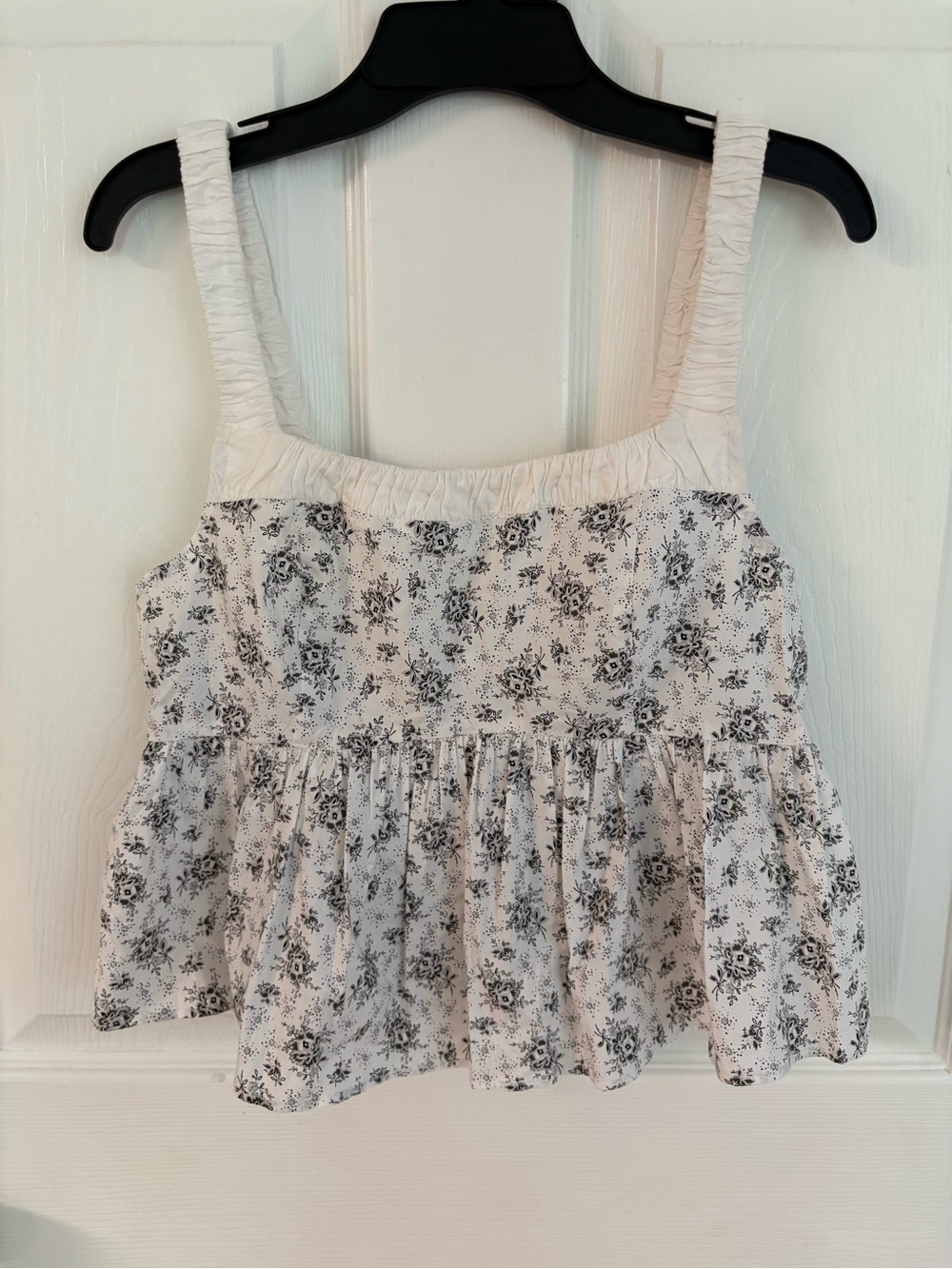 NEW American Eagle Outfitters White Tank Top with Black Floral Print